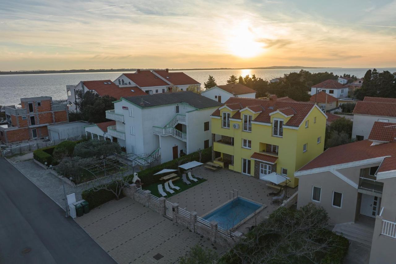 Apartments Oliva 沃希 外观 照片