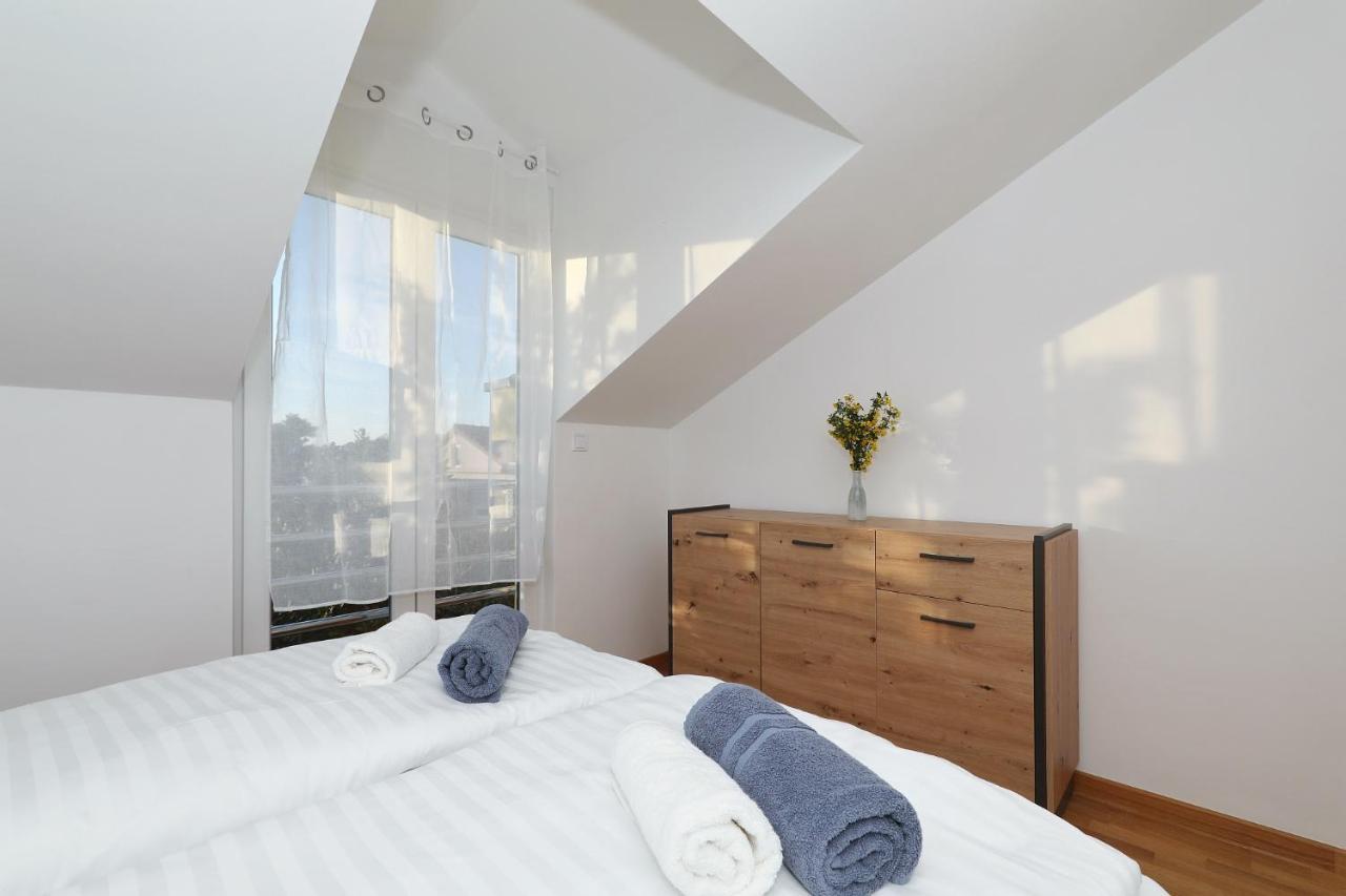 Apartments Oliva 沃希 外观 照片