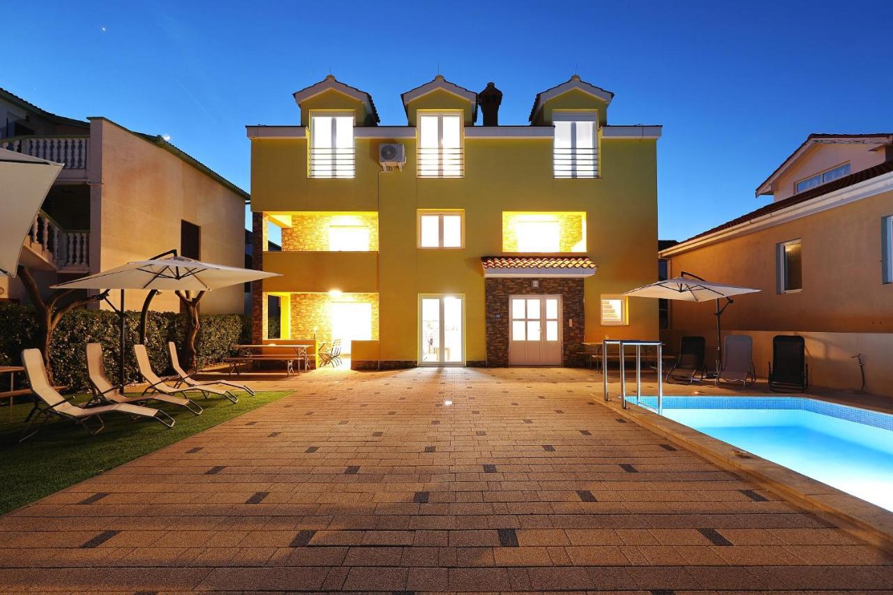 Apartments Oliva 沃希 外观 照片