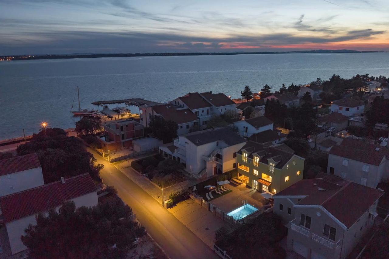 Apartments Oliva 沃希 外观 照片